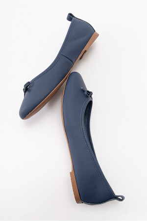 01 Marineblaue Hautballerinas für Damen - 4