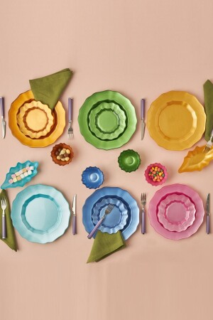 (منيز-فليسيتا غلاز 16 قطعة طعام الإفطار لـ6 أشخاص - Karaca