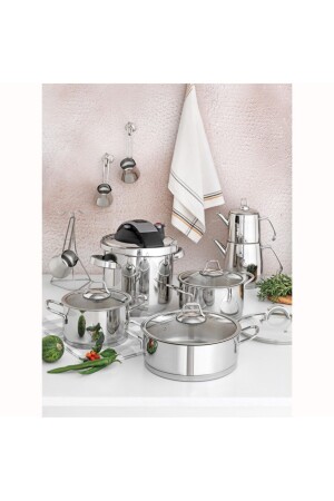 م.ن.ز-بييركاردين 17 قطعة طباخات جوبيتر مجموعة 71308184 - Pierre Cardin