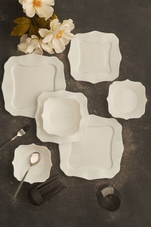 (مينز أوليفيا) مجموعة عشاء 18 قطعة لـ6 أشخاص - Karaca