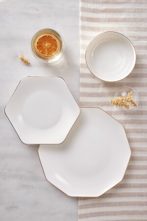 (منيز ليندا) ، عشاء من الفورسلين 18 قطعة لـ6 أشخاص - Karaca