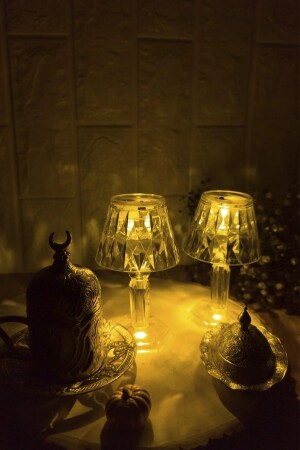 م.ن.ز-2-بيس كريستال الماس LED لامپ الطاولة بطارية تعمل بالانبعاثات الميني الشفافية المصابيح ظل صغير الحجم 12 سم - Lusso Shopping