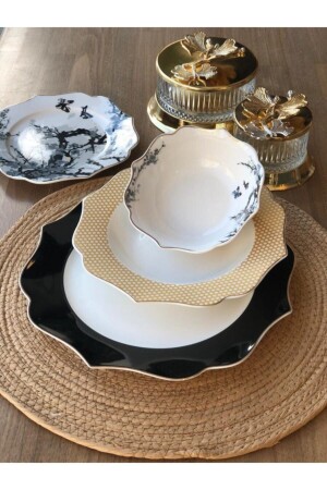 مجموعة من الـ 