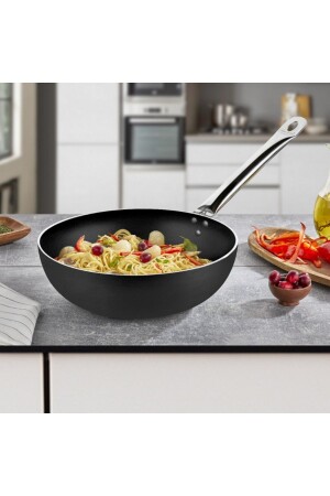 24 cm Bistro-Wok-Pfanne - Horeca Antihaft-Wok-Pfanne 24 cm (Stahlrohrgriff) - 2