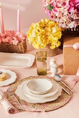 (مـنـزـ دايزي) الذهبية (مـوجة) شكل قارب 27 قطعة (مـنـز) طعام عشاء (بورتسـلين) لـ6 - Karaca