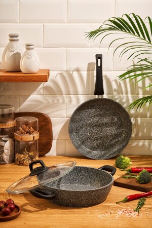 (مينز لوسكا) 3 قطع حليب و حليب شديد الأزرق 26 سم 600 15.01.2549 - Emsan