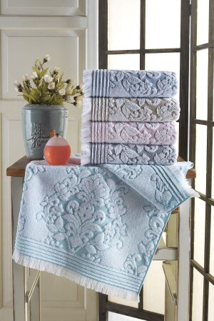 مجموعة من الأطباق المعدنية من 4 50x90 سم من اليد والوجهه - Mariva Home