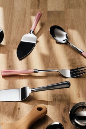 م.ن.ز-معملية 4 قطع الخدمة مجموعة وردي 600. 15. 01. 1802 - Emsan