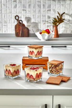 Set aus 4 Luxus-Dessert- und Magnolienschalen aus Glas mit Holzdeckel – Quadratisches Eis-/Snackschalen-Set – P - İliva