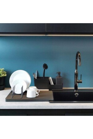 مجموعة من الرفوف المعدنية من 5 793 237 09 - IKEA