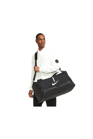 فريق المهتمين من 