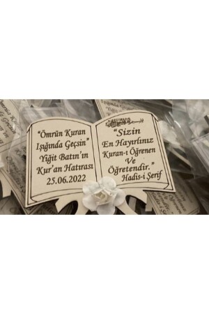 50 ADET AHŞAP RAHLE KURAN HATIRASI HAFIZLIK HATIRASI AHŞAP MAGNET - Guluslazerkesim