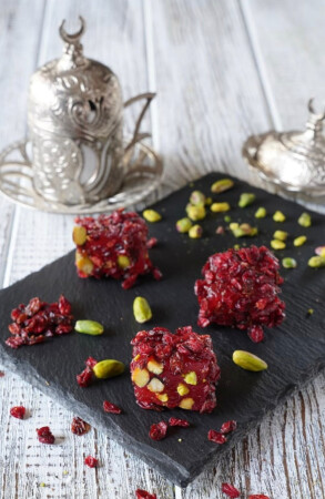 نارلي فيستوكي زيليش لوكوم - 500 جرام - Halal