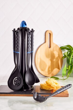 مجموعة الخدمة من الماس الأزرق من الـ 6 قطع مع القائمة 153 03. 06. 8341 - Karaca