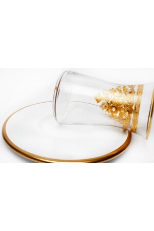 مجموعة من الشاي الذهبية من 