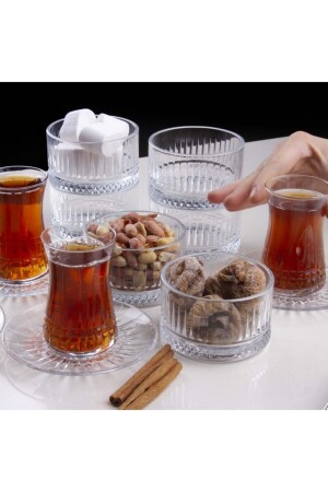 مجموعة الشاي من 