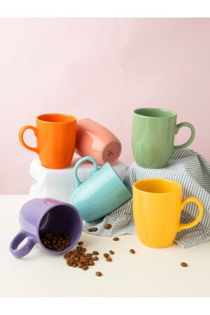 Set mit 6 ovalen, regenbogenfarbenen Tassen. Bunt - Büyülü Home