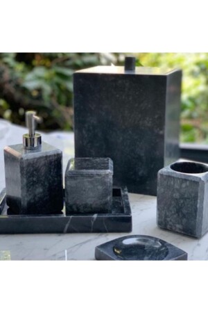 مجموعة حمام من 7 مع تفاصيل فضية SIYAHKAREGUMUS07 - MIARIK DESIGN & DEKORASYON