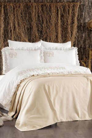 7-teiliges Amazon-Bettwäscheset für Doppelbetten aus Baumwolle in Beige mit Elefantenmuster, Rüschen und Piqué-Tagesdecke STCKHMNEV1AMZ - 1