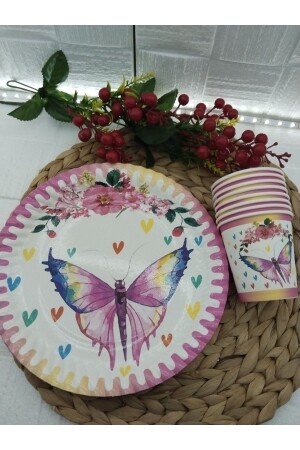 كوب بطارون عيد ميلاد على موضوع 