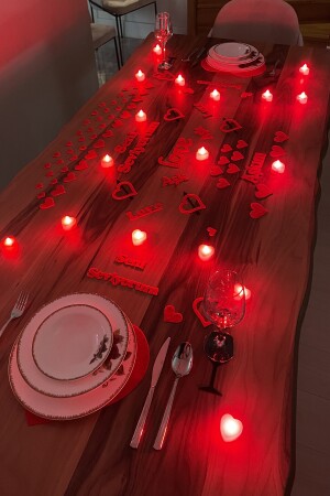 مـنـز-82 قطعة رومانسية تزيين طاولة عيد ميلاد الشعور المجموعة عروض عروض السن المذكور المجموعة الرومانسية - Parti Dolabı