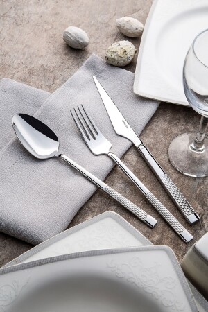 مقعد من جانب من 84 قطعة طلاء من قوائم فوك - Emsan