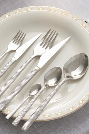 مجموعة من المعدات من 84 قطعة من طراز MNZ-Hera لـ 12 شخصاً - Karaca