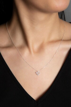 نمط قلب النساء من قبل النسائية نموذج الحجر الزيركون 925 قلادة فضية الفضة ELKSLVR7514 - Elika Silver