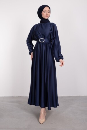 Abendkleid aus Mevlana-Satin 77817251 - 4