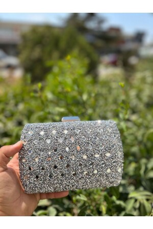 حقيبة من الحجر - Blacktavern