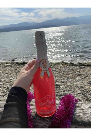 Alkoholfreier Champagner „Bride To Be“-Partygetränk mit Erdbeergeschmack, rosafarbener Cocktail, 750 ml, mit Glas - 5