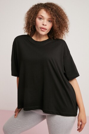 Allison Kadın 100% Pamuk Oversize Yuvarlak Yaka Yarım Kollu Siyah Büyük Beden T-shirt - 1