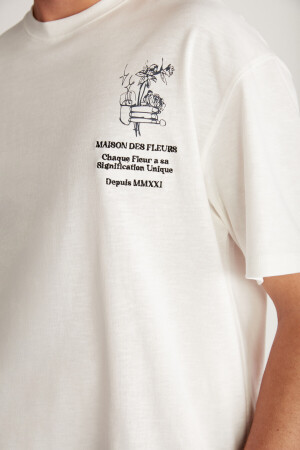 Alonzo Erkek Oversize Fit %100 Pamuk Nakışlı Ve Baskılı Ekru T-shirt ALONZO01042023 - 4