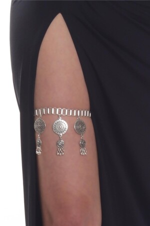 Antik versilberte Damen-Armbandkette mit geometrischem Anhänger und ethnischem Aufdruck, detaillierte elastische Beinkette - 2