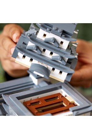 ® Architecture Mimari Simgeler Koleksiyonu: Himeji Kalesi 21060 - Model Yapım Seti (2125 Parça) - 6