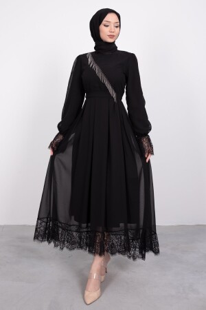 Asymmetrisches Hijab-Abendkleid mit überkreuzten Kettendetails, Schwarz 3432-B - 1