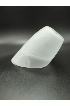 Avize Camı Yandan Kesik. Beyaz Renkli, Mermer Desenli,mum Ampule Göre. (E.14) AVİZE CAMI.BEYAZ.E.14 Kod.077 - KUĞULU