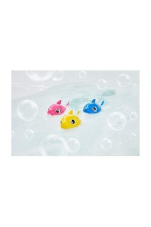 Baby Shark Yüzen ve Sesli Figür Banyo Oyuncak Mavi BAH00000M - 6