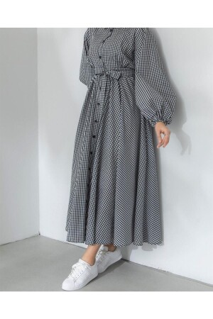 Bescheidenes einfaches, geknöpftes Damen-Hijab-Kleid im lässigen Gingham-Stil für den Sommer 10766 - 4