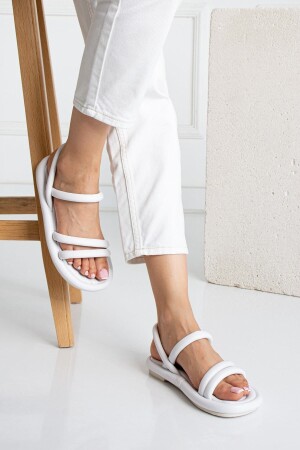Beyaz Bantlı Kadın Sandalet - 1