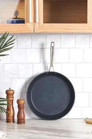 Biodiamond Pro Indüksiyon Tabanlı Tava 30 Cm 2,5 Lt 153.03.07.7058 - Karaca