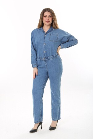 Blauer Denim-Jumpsuit für Damen in großen Größen mit Knöpfen vorne, elastischem Taillendetail, Brust- und Gesäßtaschen 65N37574 - 1