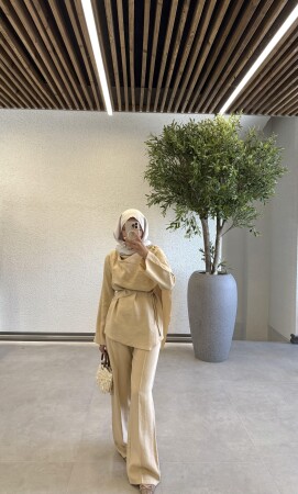 Broşlu Tasarım Takım- Bej - Duendeca