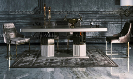 مجموعة طاولة الطعام الفاخرة في مدينة 