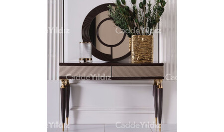 ملابس المرايا من الماس - Cadde Yıldız