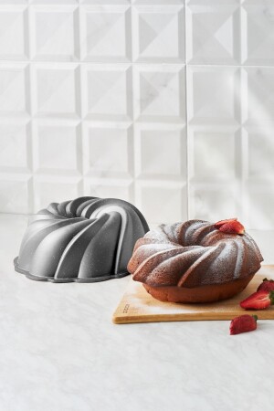 Cake Pro Pare Gusseisen-Kuchenform Anthrazit 24 cm - 2