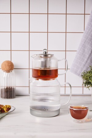 كوب شاي من الزجاج من كلي بوروسيليكات مع قاعدة إدخال - Karaca