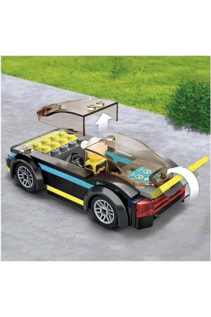 ® City Elektrikli Spor Araba 60383 - 5 Yaş ve Üzeri Çocuklar için Oyuncak Yapım Seti (95 Parça) - 5