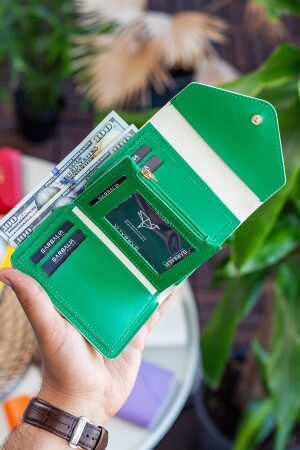 Columbia Mini-Damenbrieftasche aus veganem Leder in Grün mit Münzfach und losem Kartenhalter COLUMBIA - 6