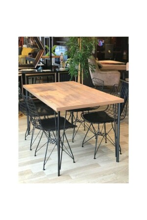 Concepthouse Furniture Esstisch Küchentisch für 4 Personen mit Drahtstühlen Atlantic Pine Concept02 - 2